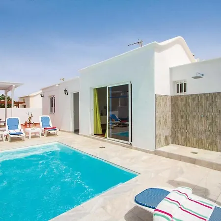 In Puerto Del Carmen W- Villa Puerto del Carmen (Lanzarote)